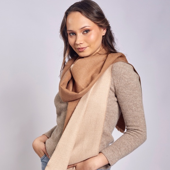 Camel & sand reversible Alpaca scarf, women scarf, winter scarf - Picture 3 of 3